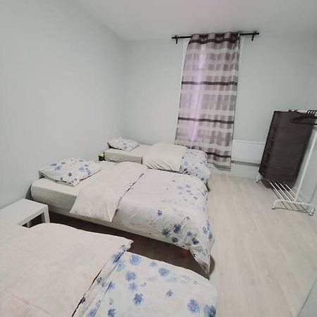 Appartement Proche St Denis "Appart 3" ピエールフィット・シュル・セーヌ エクステリア 写真