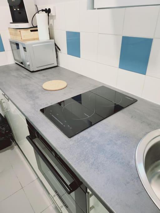 Appartement Proche St Denis "Appart 3" ピエールフィット・シュル・セーヌ エクステリア 写真