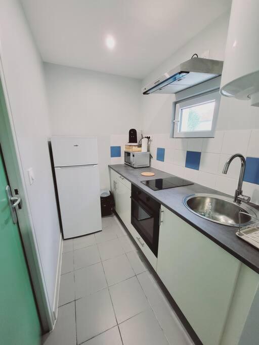 Appartement Proche St Denis "Appart 3" ピエールフィット・シュル・セーヌ エクステリア 写真
